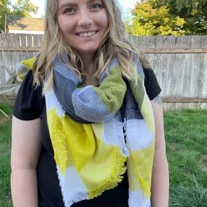 Color Block Blanket Scarf - Charcoal/Yellow